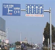 双F型交通标志杆及其指示标志牌厂家与价格浅析——以谷瀑环保为例